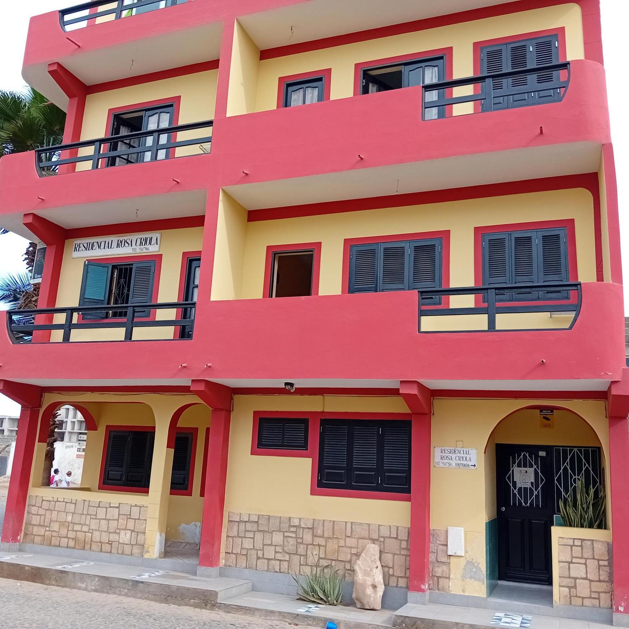 サル・レイ Residencial Rosa Criola Bed & Breakfast エクステリア 写真